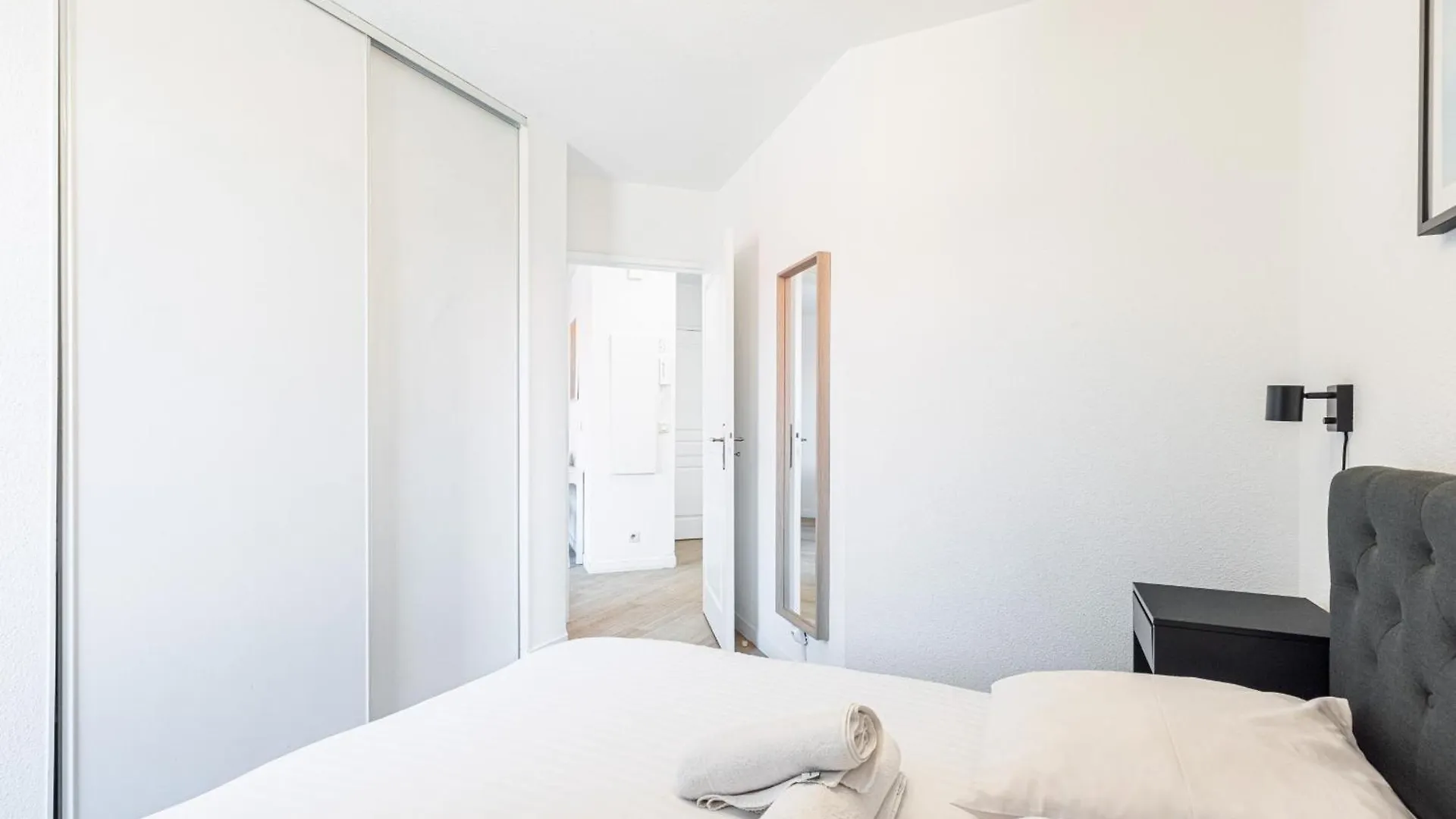 68 Arson - Appt 2 Pieces Dernier Etage - Terrasse - Parking Lägenhet Nice 0*,
