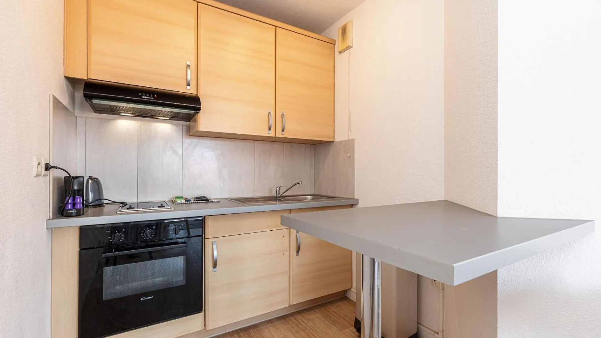68 Arson - Appt 2 Pieces Dernier Etage - Terrasse - Parking Lägenhet Nice