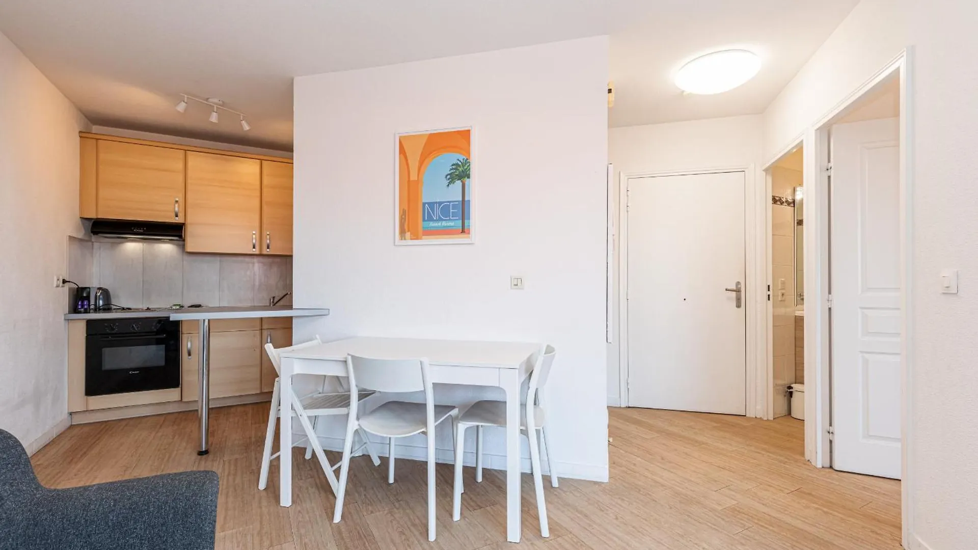 68 Arson - Appt 2 Pieces Dernier Etage - Terrasse - Parking Lägenhet Nice
