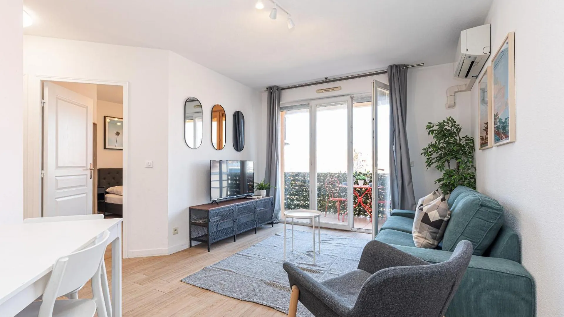 Apartmán 68 Arson - Appt 2 Pieces Dernier Etage - Terrasse - Parking Nice 0*,