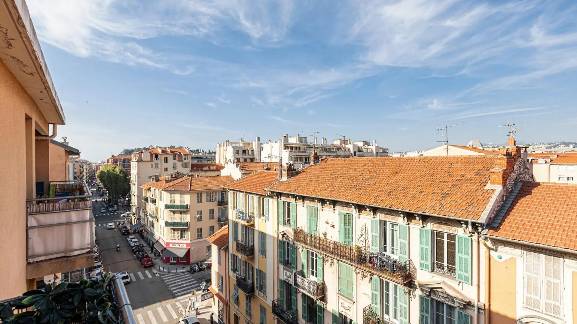 דירות ניס 68 Arson - Appt 2 Pieces Dernier Etage - Terrasse - Parking